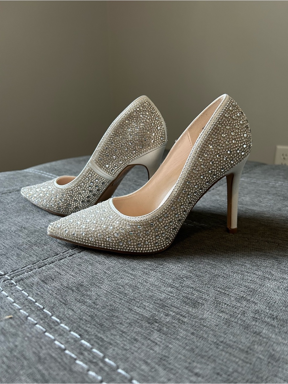 De Blossom Collection Crystal-Embellished White Pointed Toe Stilettos Wedding